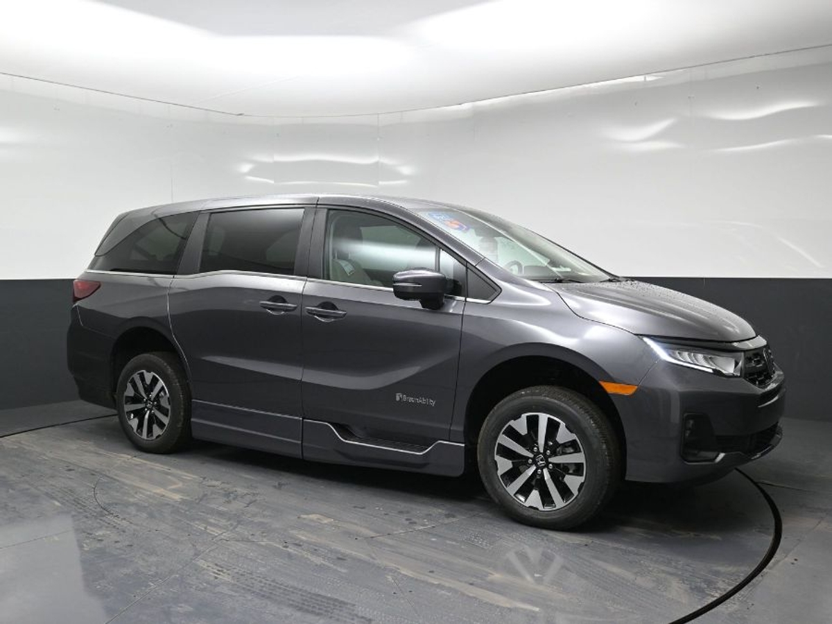 Grey Honda Odyssey image number 17