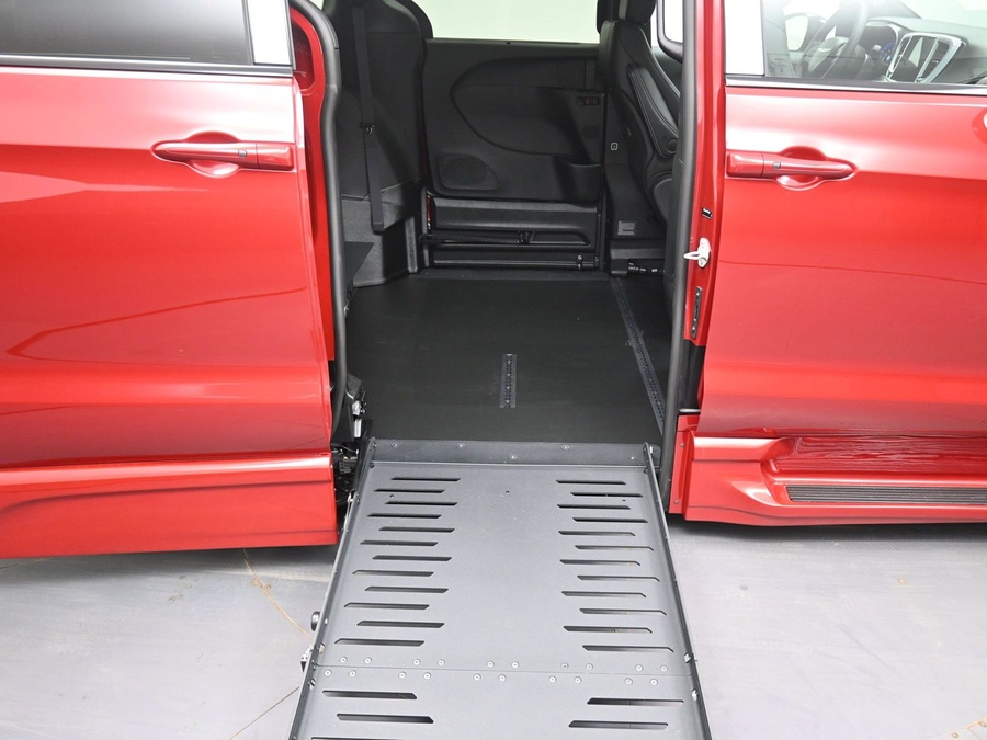 Red Chrysler Pacifica image number 8