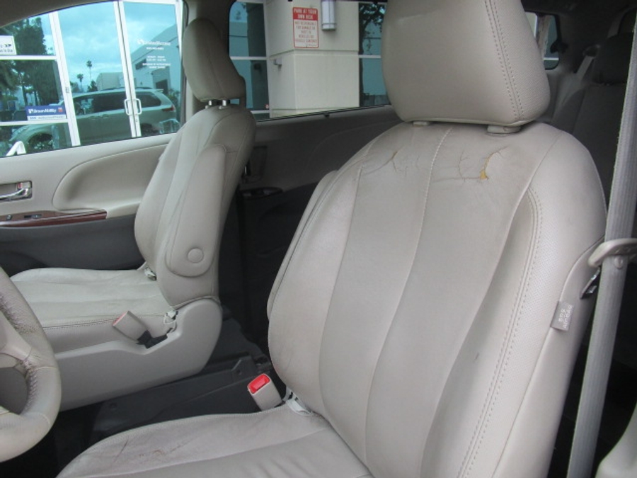 Used 2013 Toyota Sienna XLE Base - VMI Side Entry Entry In Floor Automatic Ramp
