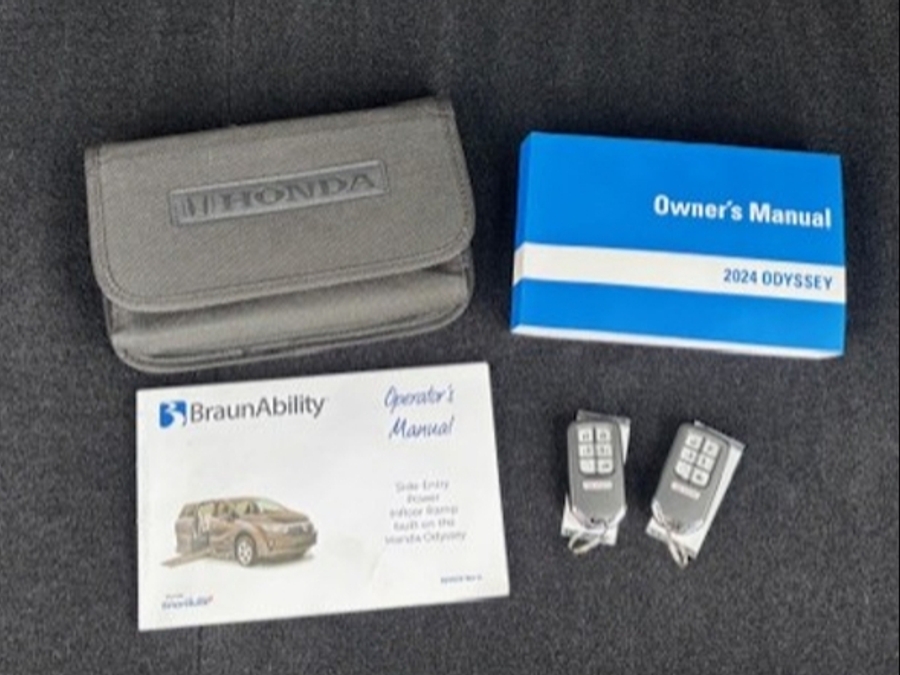 Used 2024 Honda Odyssey EX-L - BraunAbility Side Entry Entry In Floor Automatic Ramp