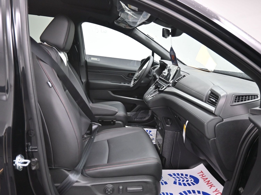 New 2026 Honda Odyssey Sport - BraunAbility Side Entry Entry In Floor Automatic Ramp