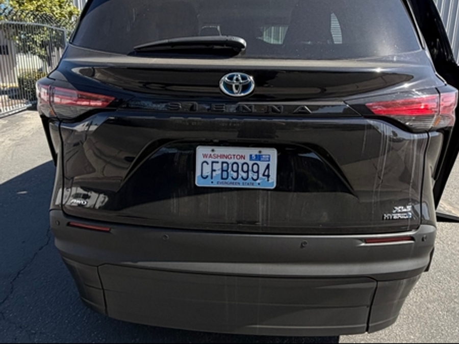 2022 Toyota Sienna XLE - Photo 10