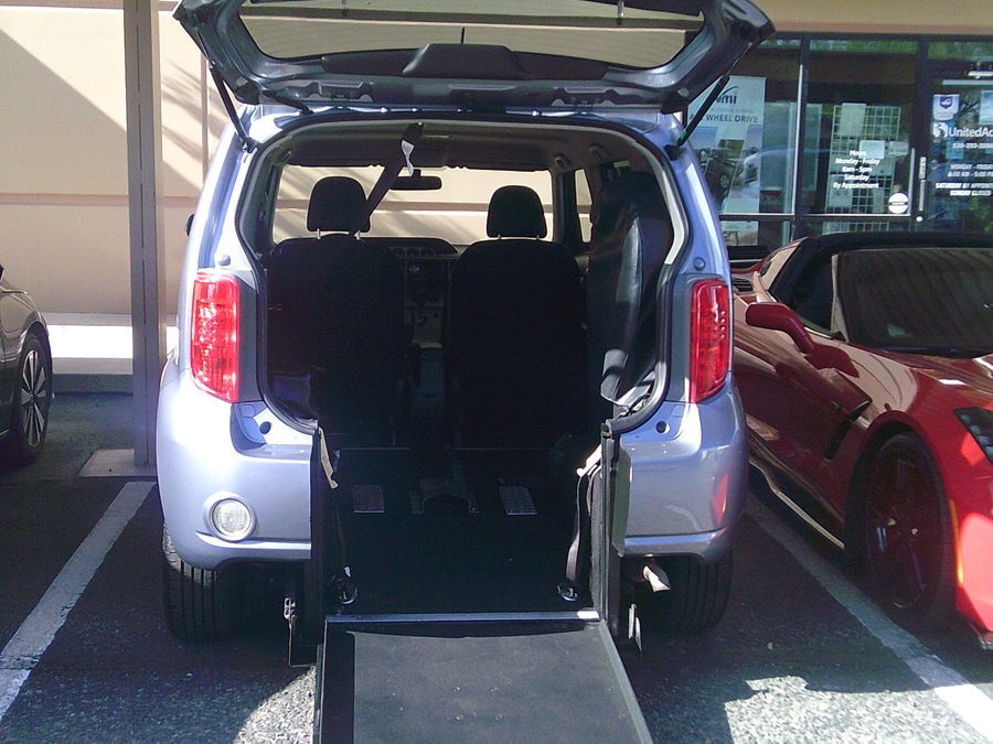 Used 2009 Scion xB Base - Freedom Rear Entry Fold Out Manual Ramp
