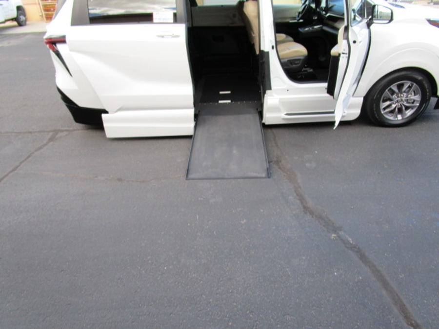 Used 2024 Toyota Sienna Hybrid XLE - VMI Side Entry Entry In Floor Automatic Ramp