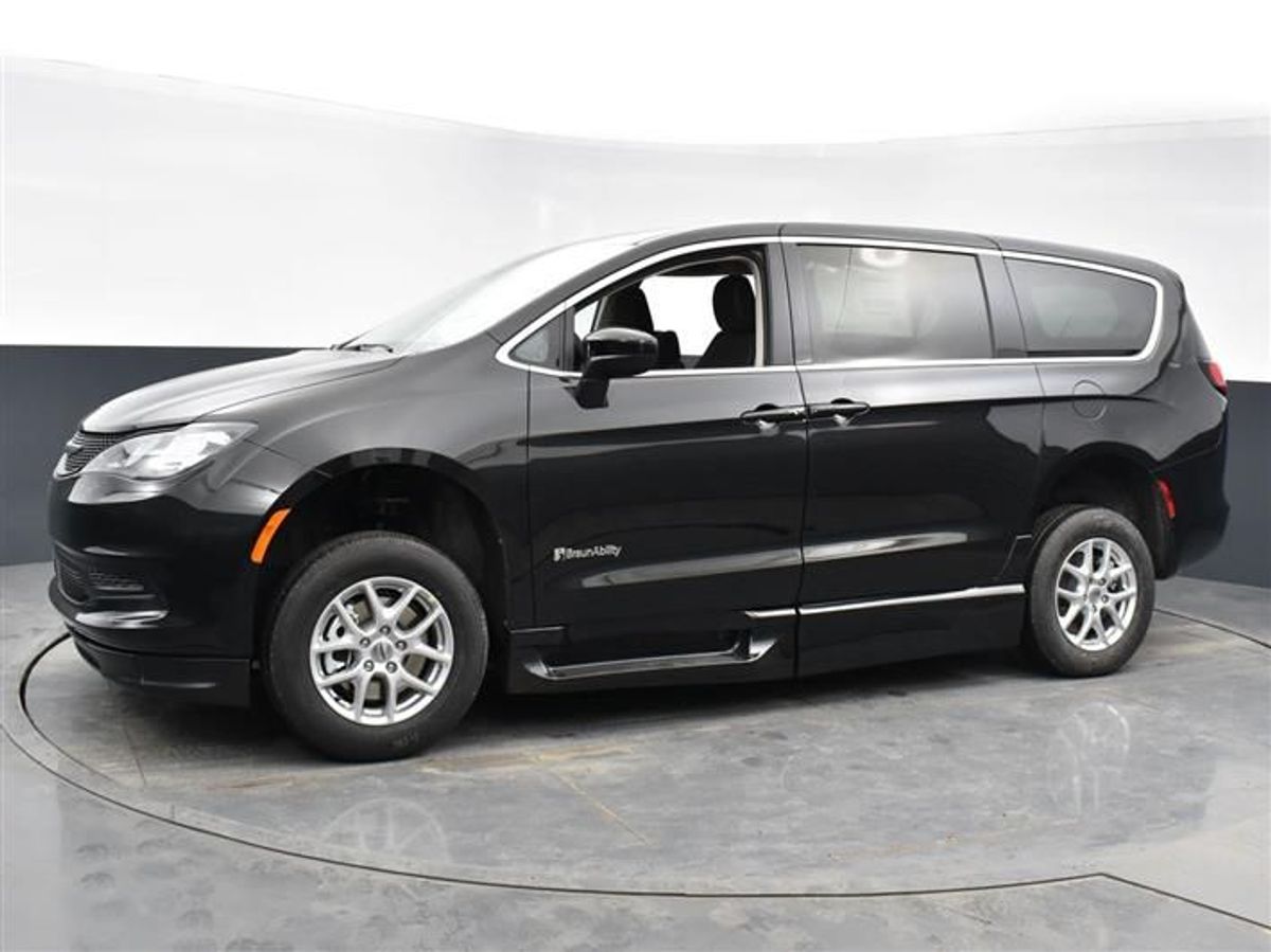 2023 CHRYSLER VOYAGER - Image 8