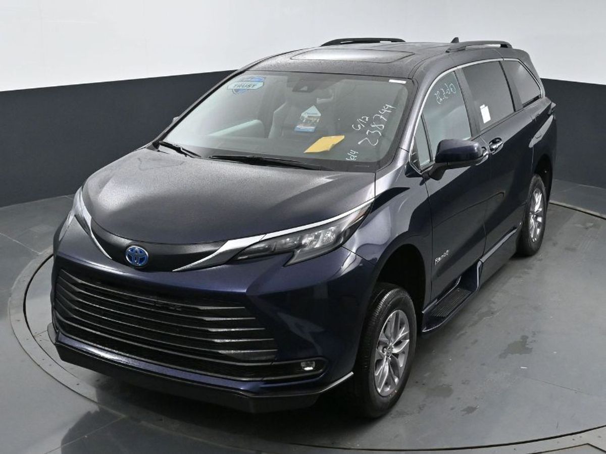 2025 TOYOTA SIENNA - Image 15