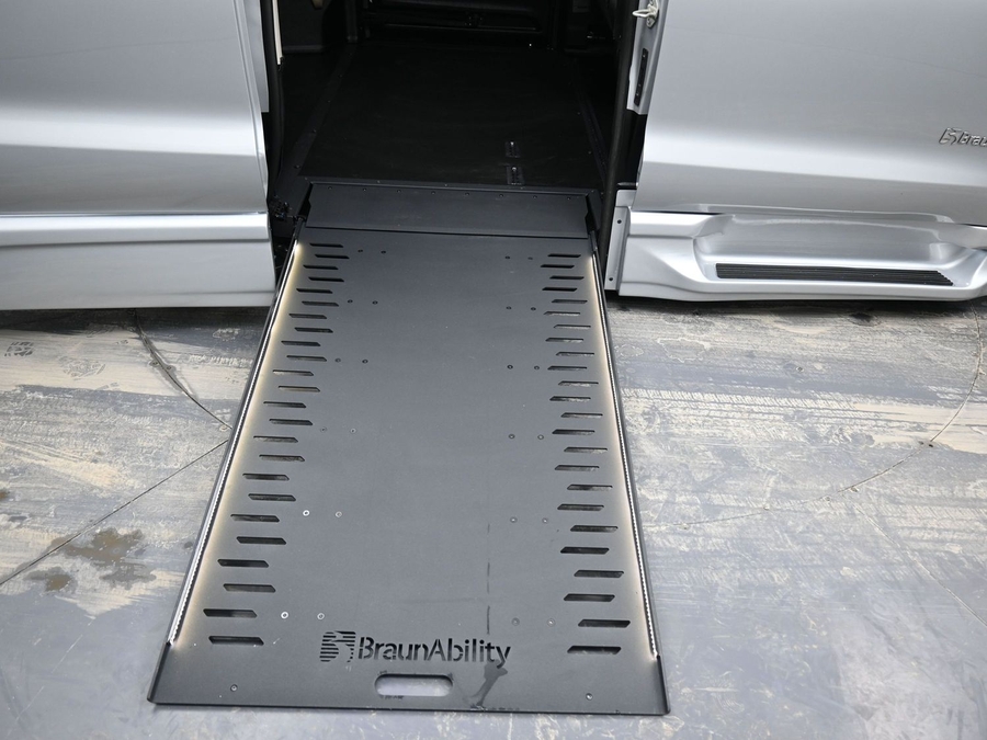 Used 2024 Chrysler Pacifica Touring L - BraunAbility Side Entry Entry In Floor Automatic Ramp