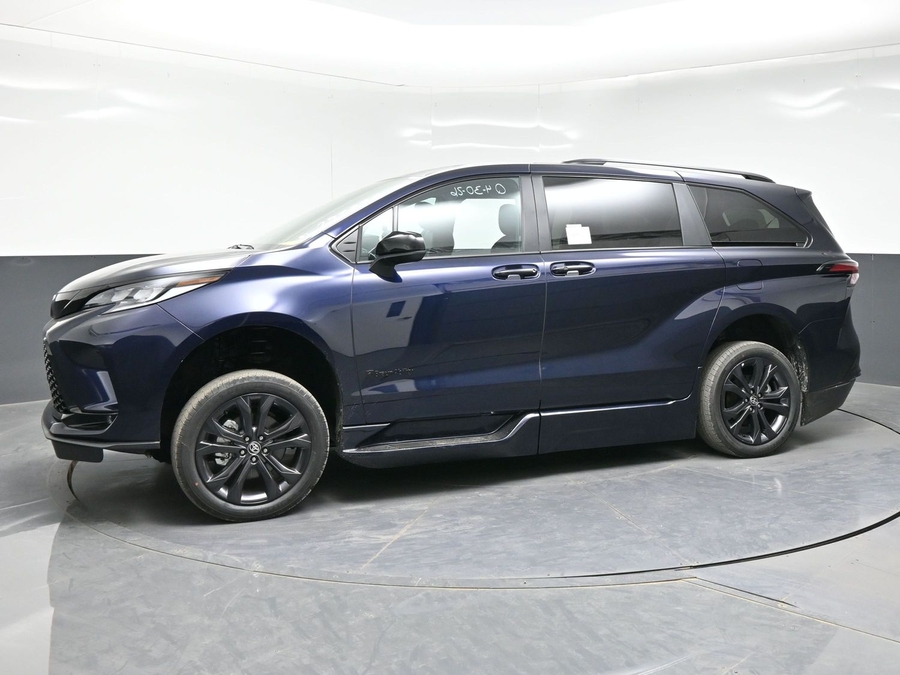 New 2026 Toyota Sienna Hybrid XSE Sport - BraunAbility Side Entry Entry Fold Out Automatic Ramp