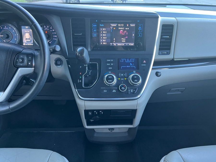 Used 2015 Toyota Sienna XLE Premium - VMI Side Entry Entry In Floor Automatic Ramp