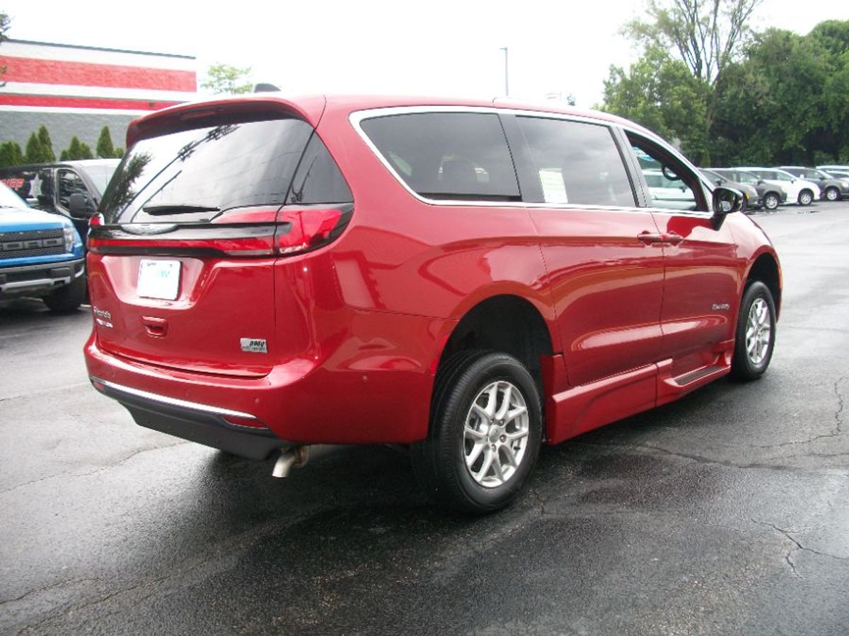 Red Chrysler Pacifica image number 8