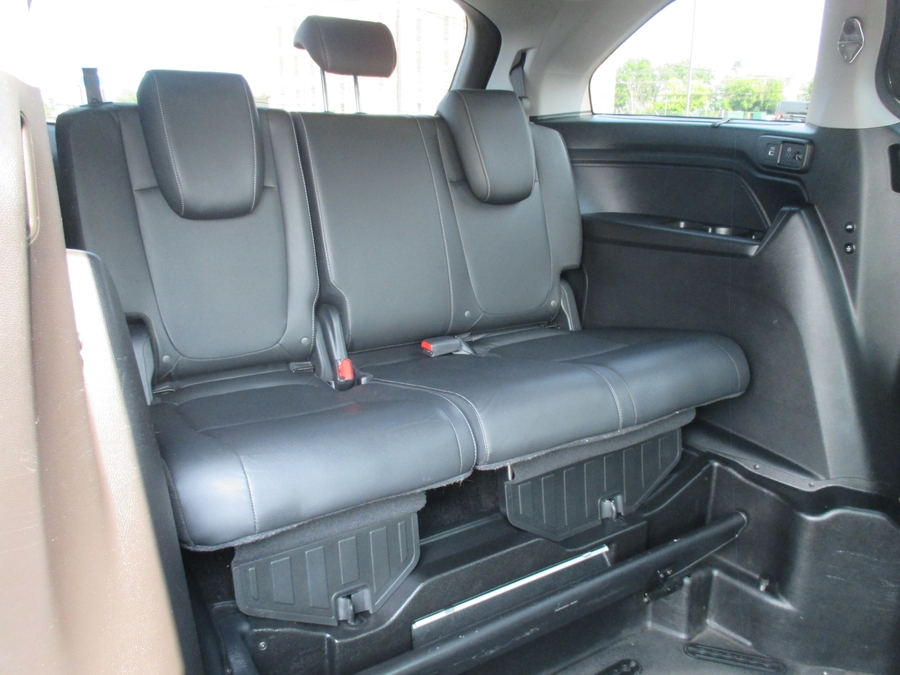 2022 Honda Odyssey Touring - Photo 11