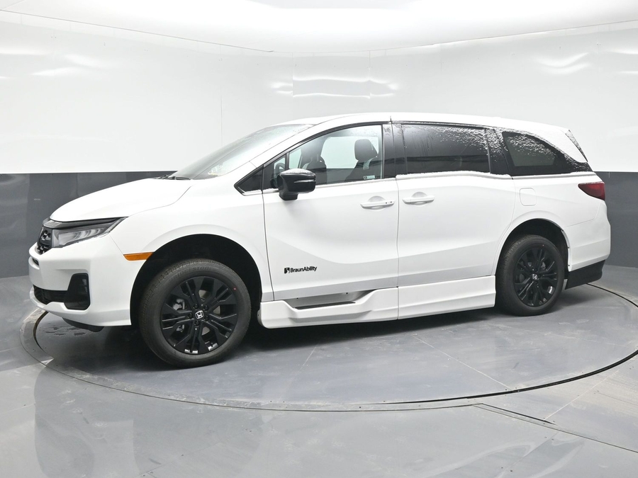 New 2026 Honda Odyssey Sport - BraunAbility Side Entry In Floor Automatic Ramp