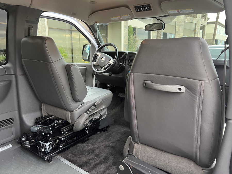 Used 2017 Chevrolet Express LT 3500 - OTH Side Entry Entry Lift Automatic Ramp