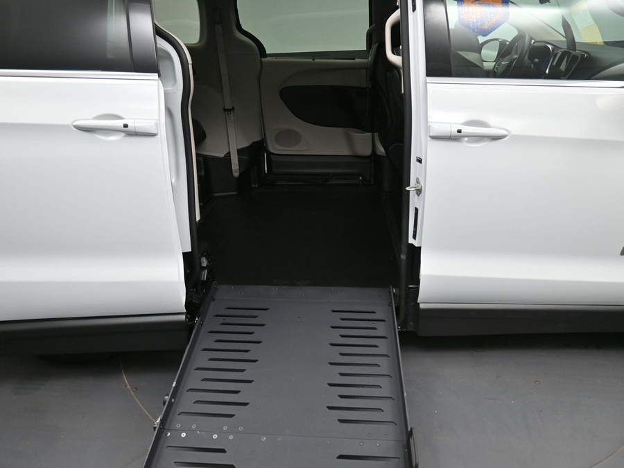 Used 2023 Chrysler Pacifica Touring L - BraunAbility Side Entry Fold Out Manual Ramp