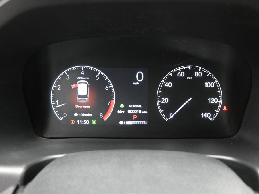 White Honda Odyssey image number 15