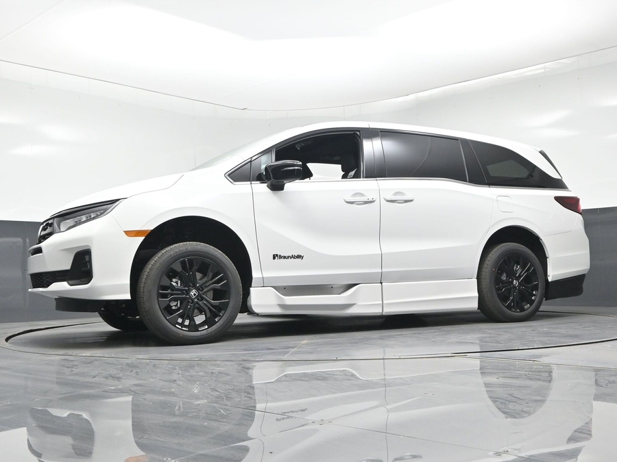 New 2026 Honda Odyssey Sport - BraunAbility Side Entry Entry In Floor Automatic Ramp