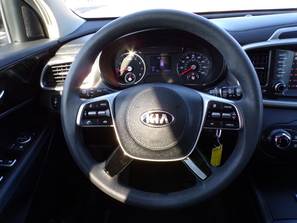 2020 KIA SORENTO - Image 20
