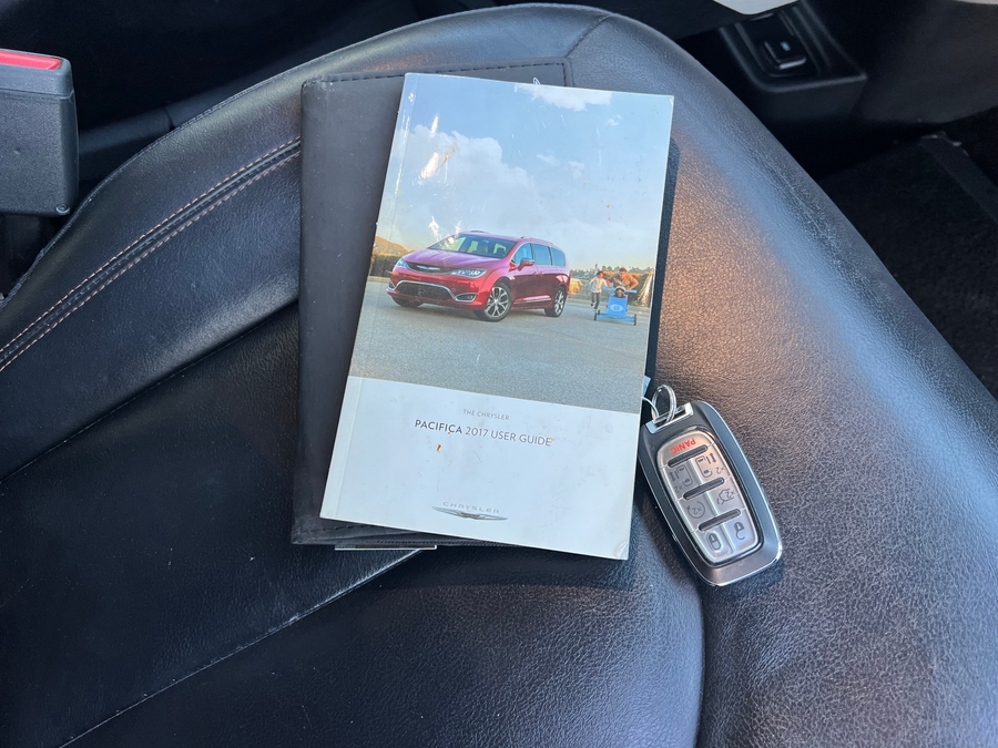 Used 2017 Chrysler Pacifica Touring L - VMI Side Entry Entry In Floor Automatic Ramp