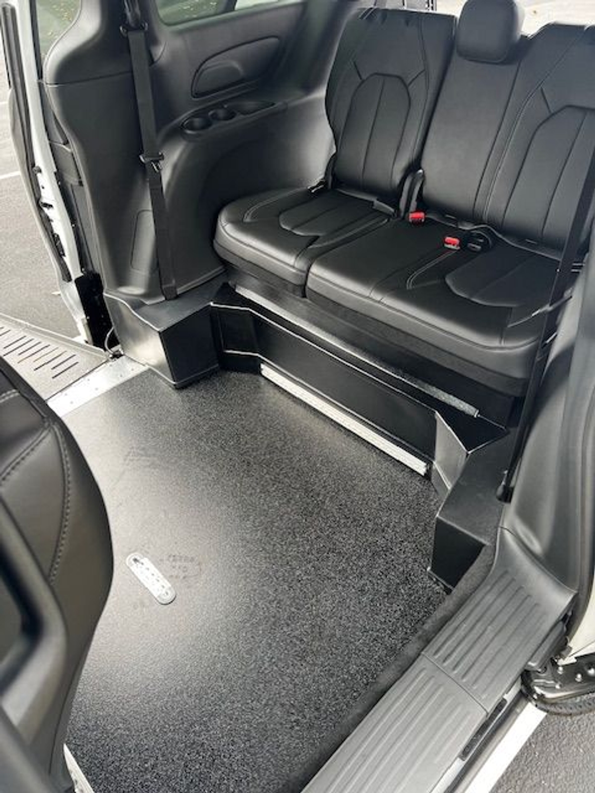 2026 CHRYSLER PACIFICA - Image 11