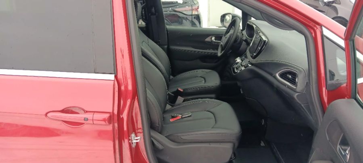 Red Chrysler Pacifica image number 8