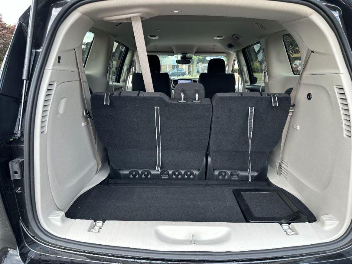 2023 CHRYSLER VOYAGER - Image 20