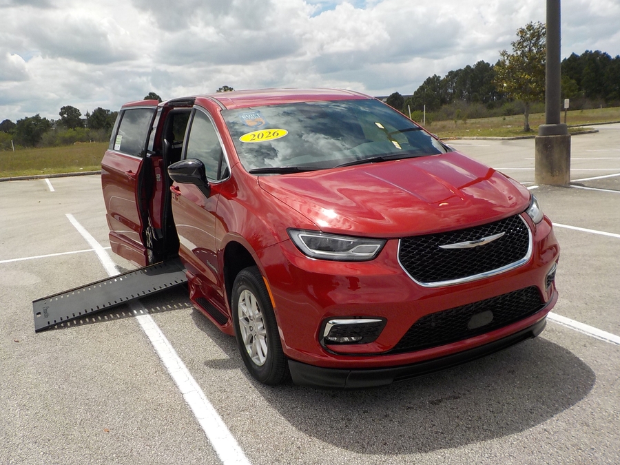 Red Chrysler Pacifica image number 23