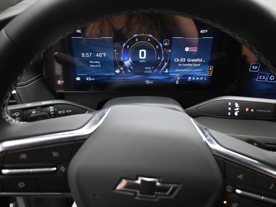 New 2025 Chevrolet Traverse 1LT Midnight - BraunAbility Side Entry Entry In Floor Automatic Ramp