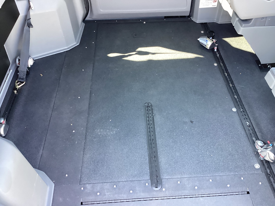 2020 Toyota Sienna XLE - Photo 12
