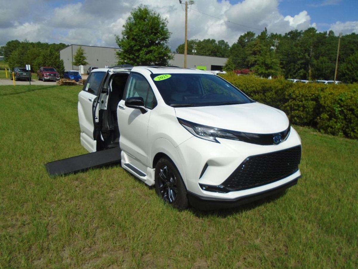 Blanco Toyota Sienna número de imagen 1