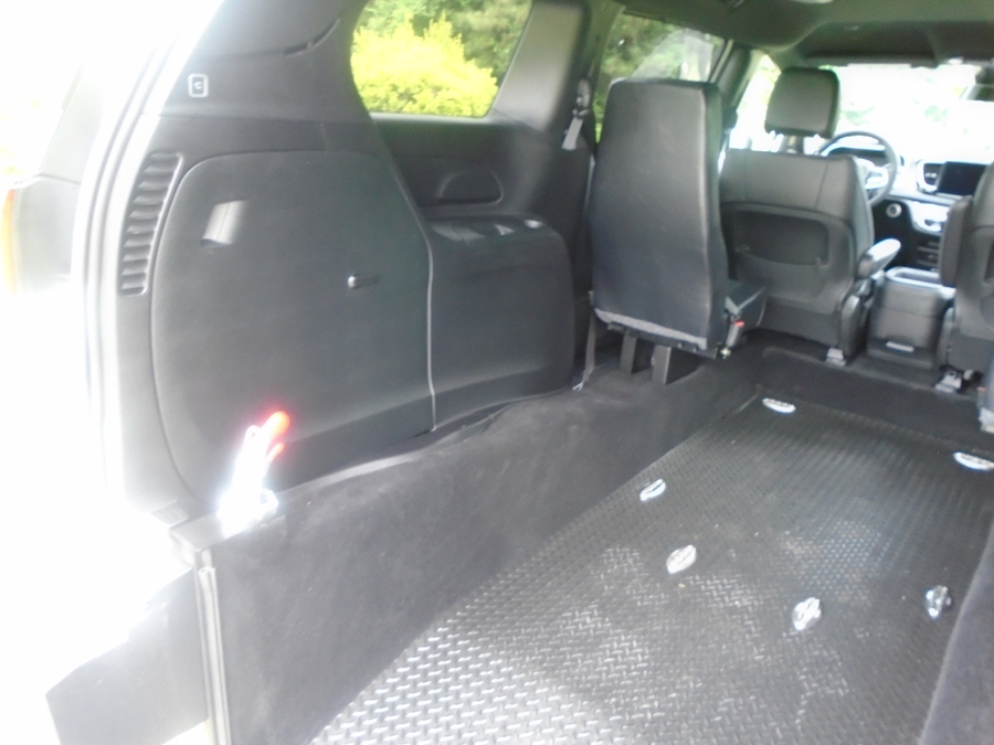 2026 Chrysler Voyager LX - Photo 15