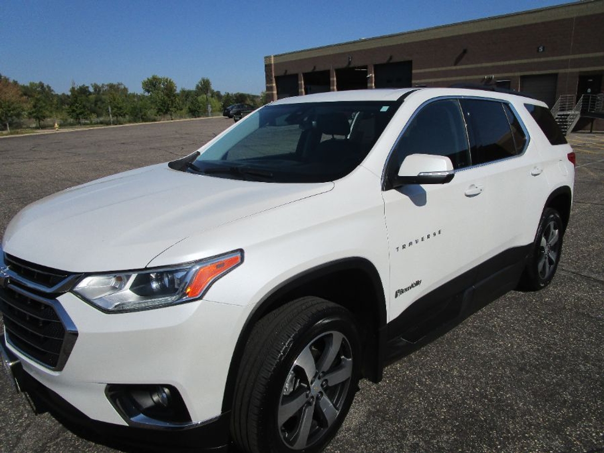 2021 CHEVROLET TRAVERSE - Image 4