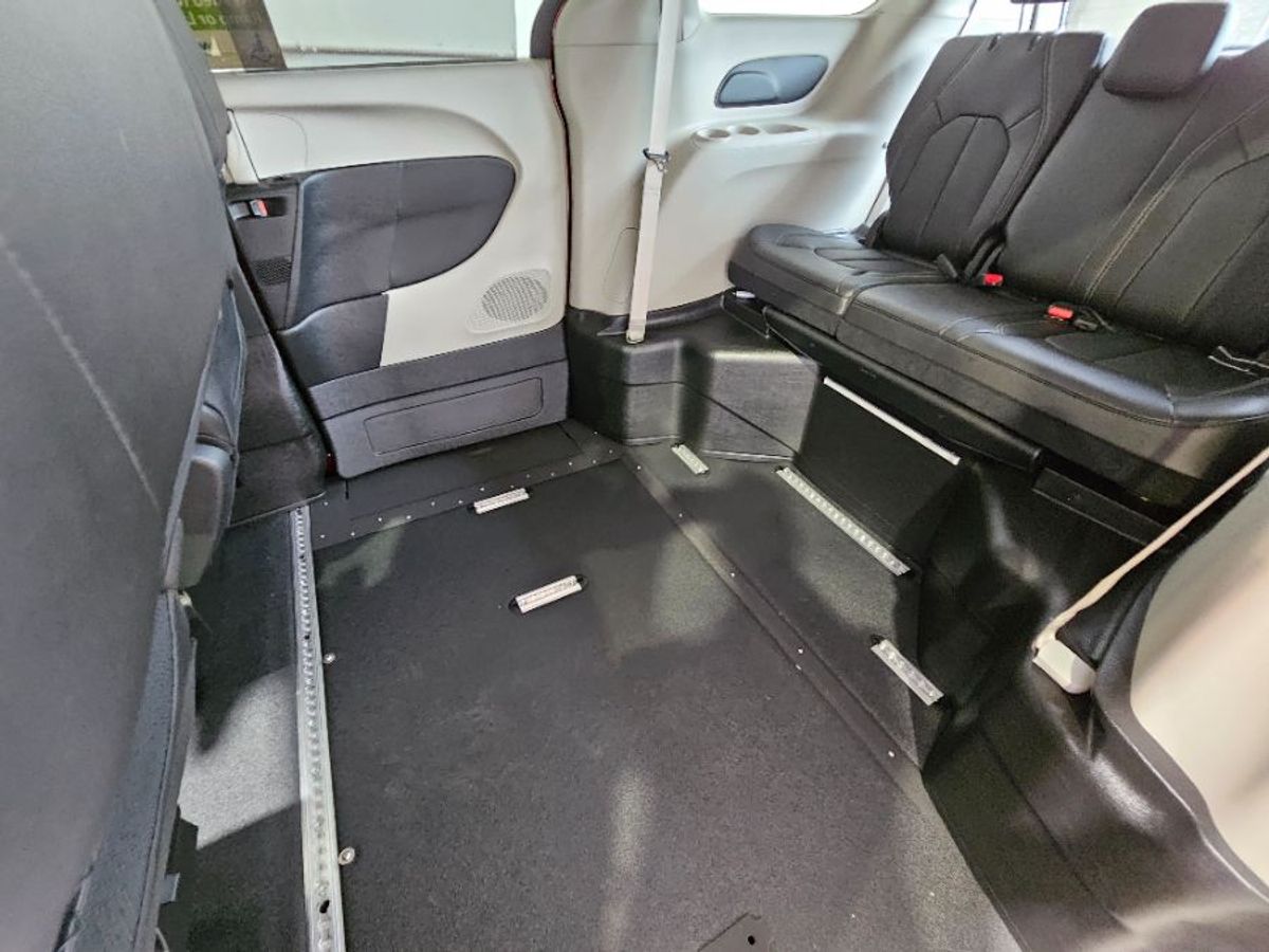 2024 CHRYSLER PACIFICA - Image 13