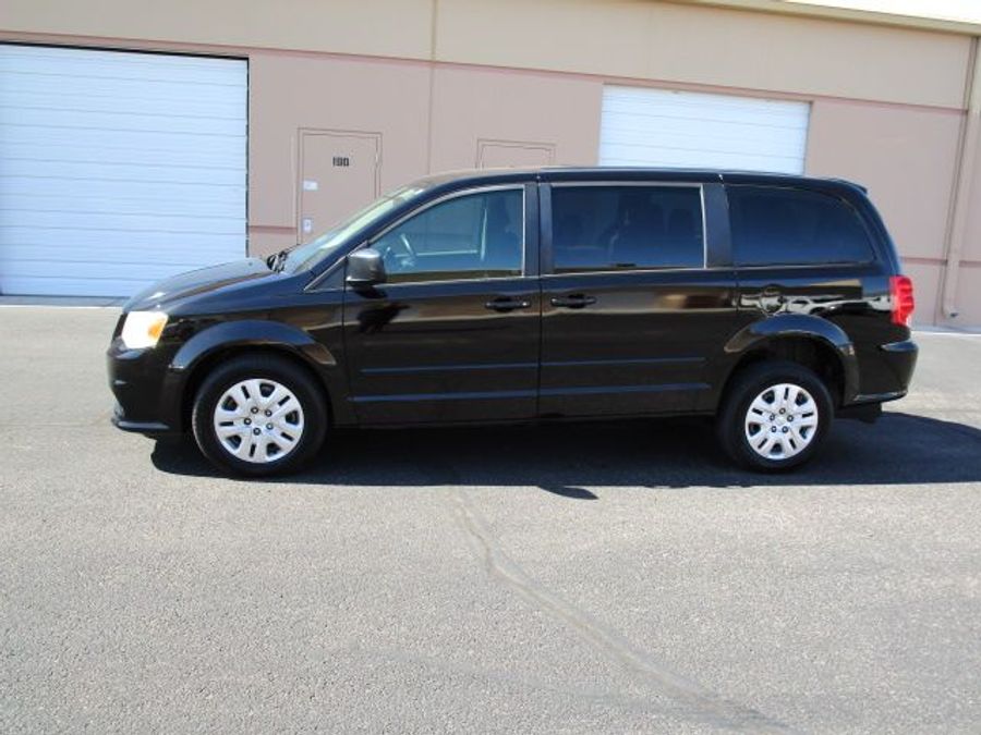 Used 2014 Dodge Grand Caravan American Value Package - Freedom Rear Entry Entry Fold Out Manual Ramp