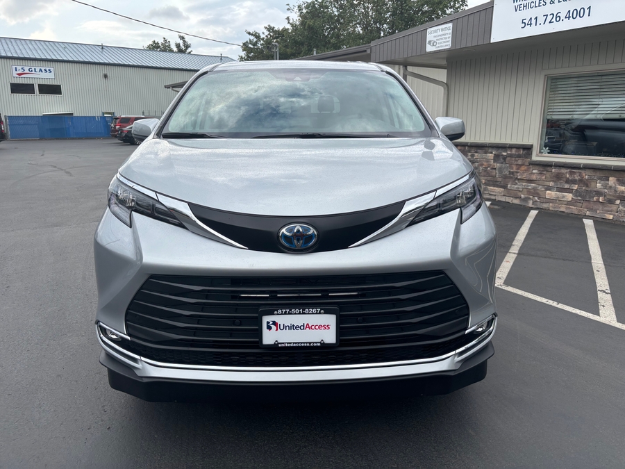 Used 2024 Toyota Sienna Hybrid XLE AWD - VMI Side Entry Entry In Floor Automatic Ramp