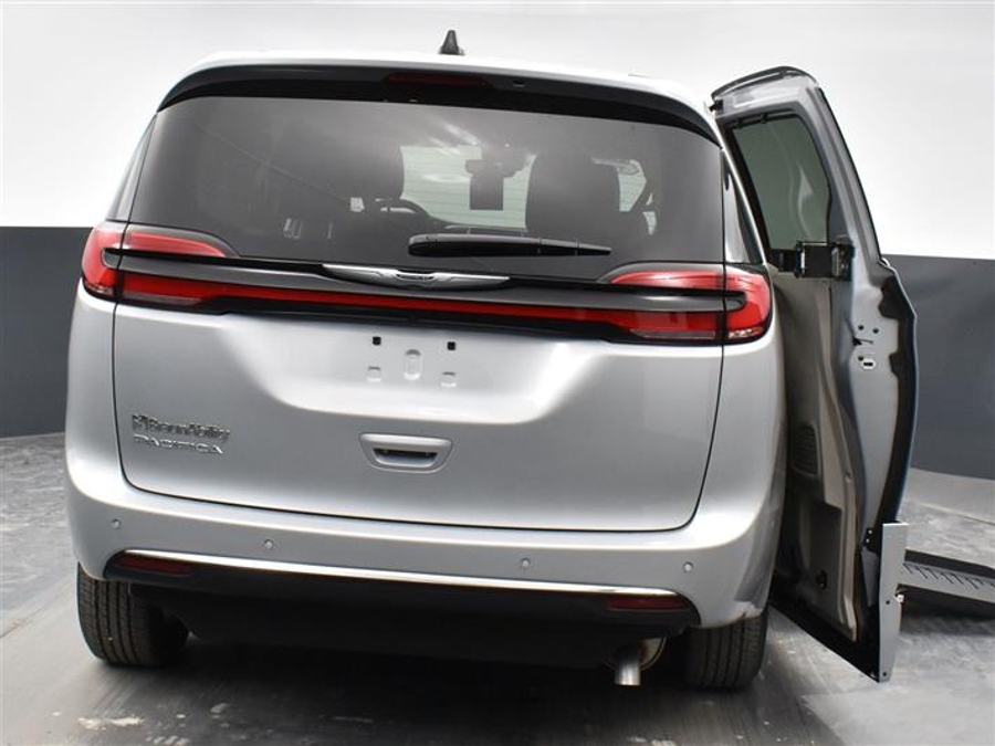 Used 2023 Chrysler Pacifica Touring L - BraunAbility Side Entry Fold Out Automatic Ramp