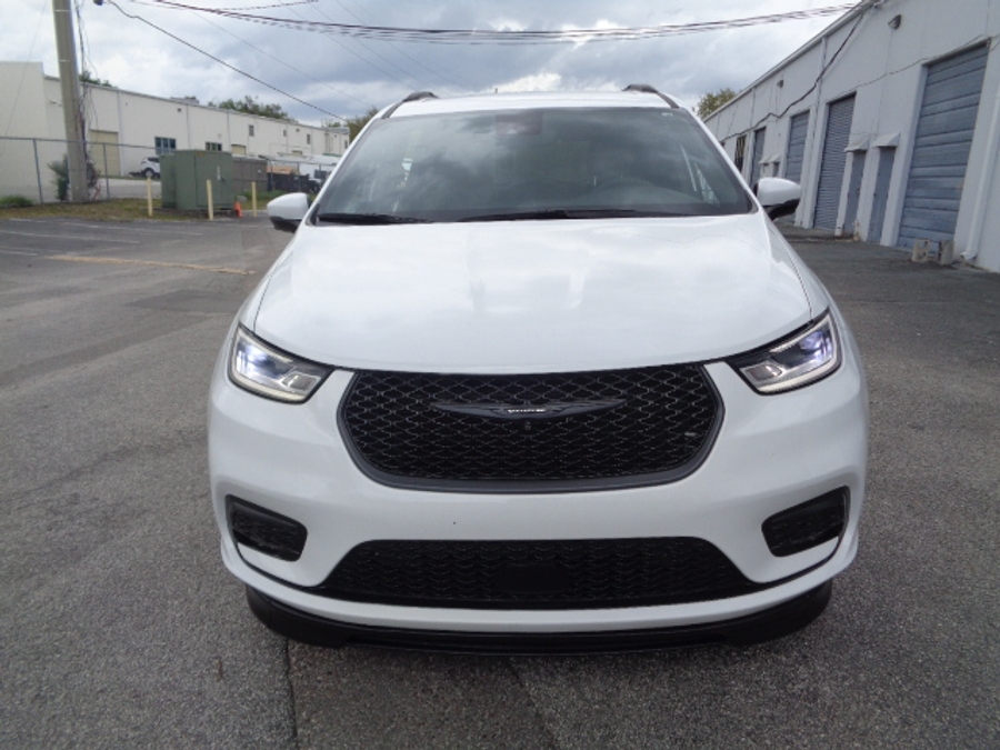 Used 2023 Chrysler Pacifica Touring L Sport - BraunAbility Side Entry Entry Fold Out Automatic Ramp