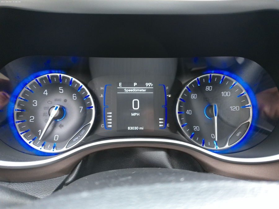 2020 Chrysler Voyager L's photo