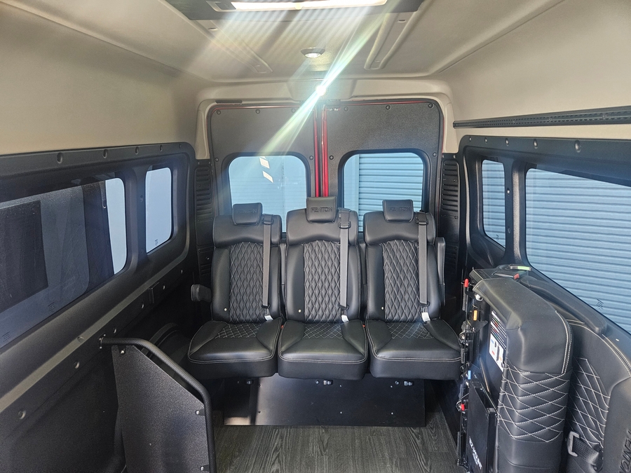 New 2024 Ram ProMaster SLT+ 2500 - Fenton Mobility Side Entry Entry Lift Automatic Ramp