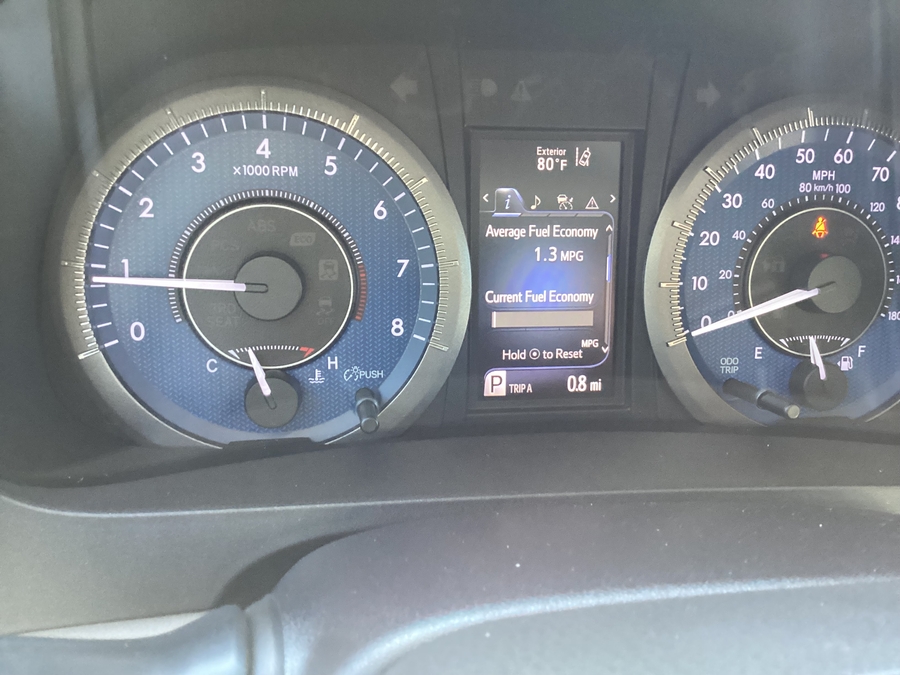  Toyota Sienna image number 13