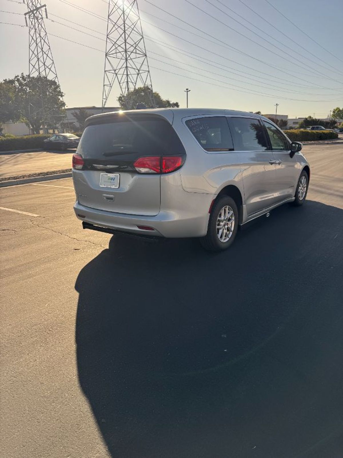 2023 CHRYSLER VOYAGER - Image 4