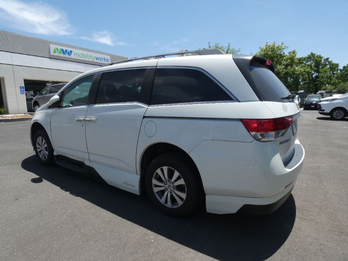  Honda Odyssey image number 8