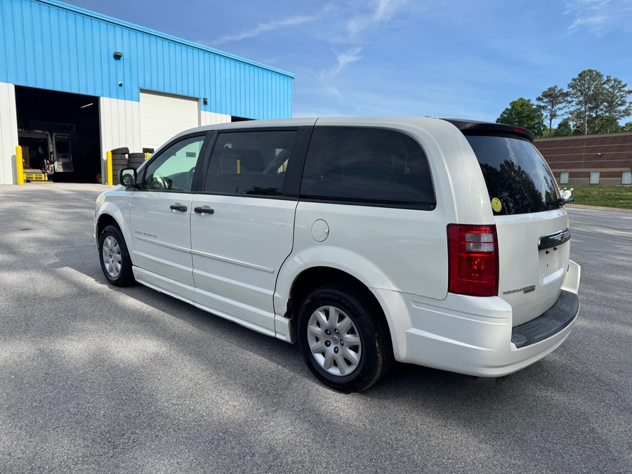 White Chrysler Town and Country image number 2