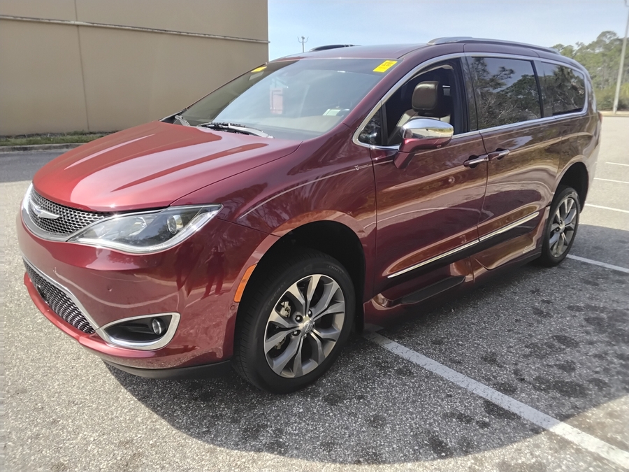 2019 CHRYSLER PACIFICA - Image 2