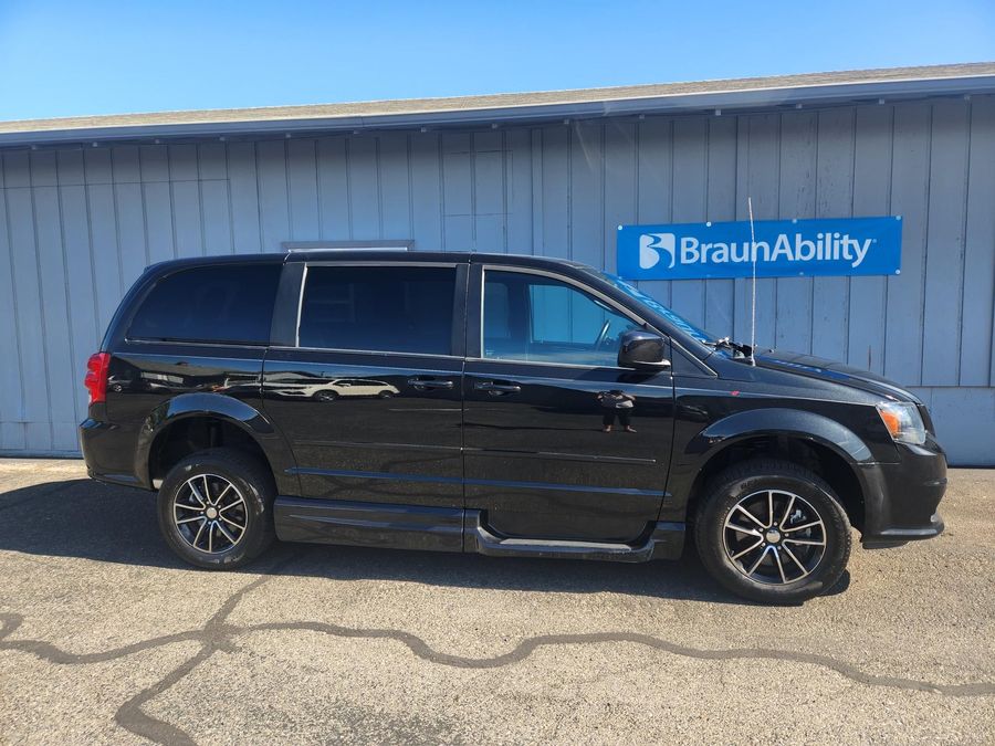 Used 2015 Dodge Grand Caravan SXT Plus - VMI Side Entry Entry In Floor Automatic Ramp