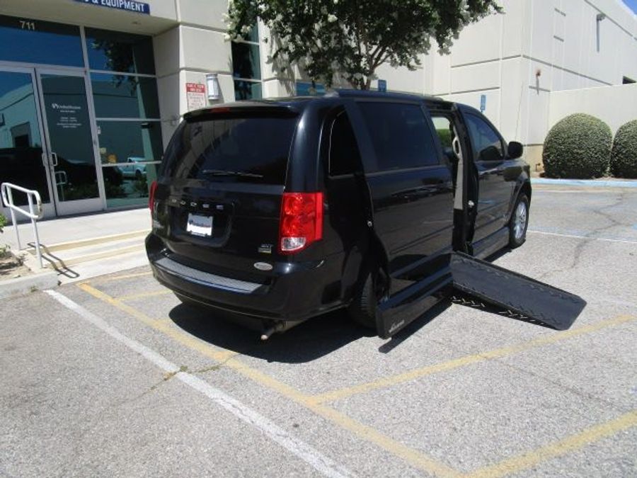 Used 2015 Dodge Grand Caravan SXT - VMI Side Entry Entry In Floor Automatic Ramp