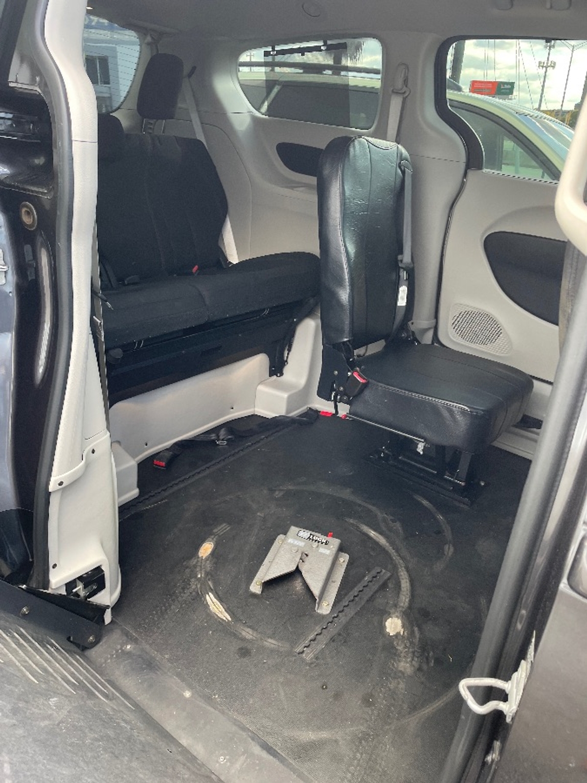 2017 CHRYSLER PACIFICA - Image 12