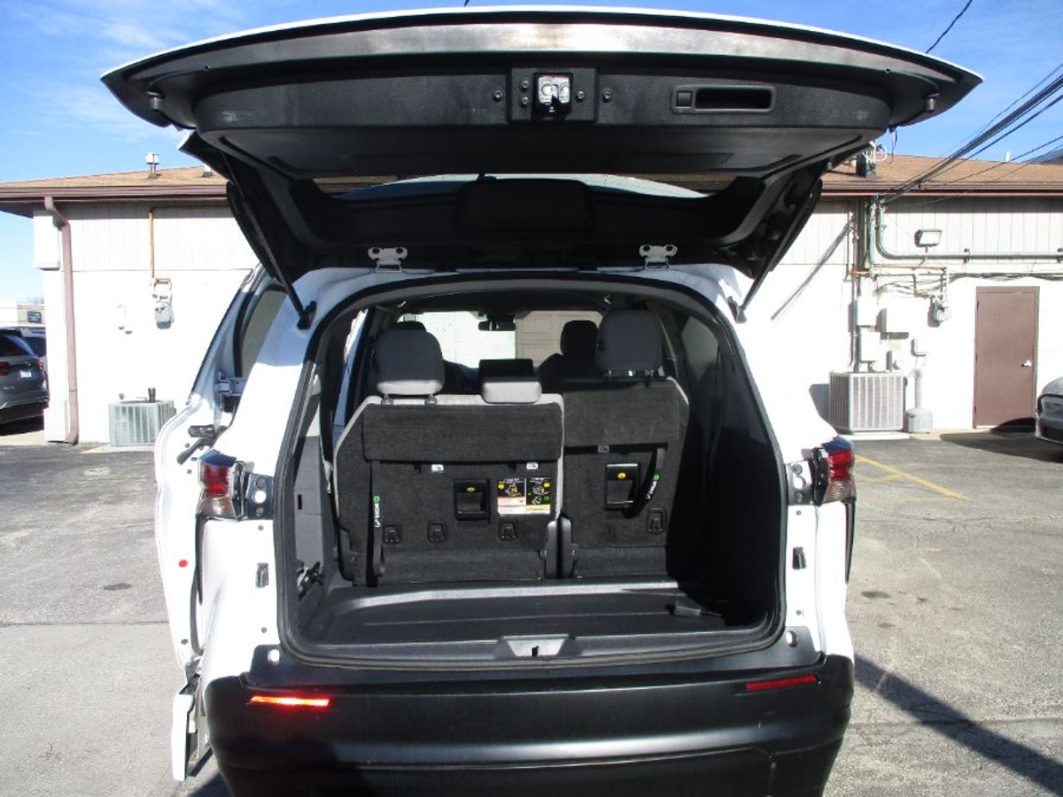 2022 TOYOTA SIENNA - Image 10