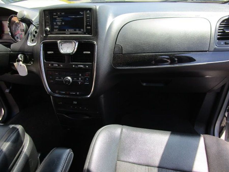 Used 2014 Chrysler Town and Country S - VMI Side Entry Entry In Floor Automatic Ramp