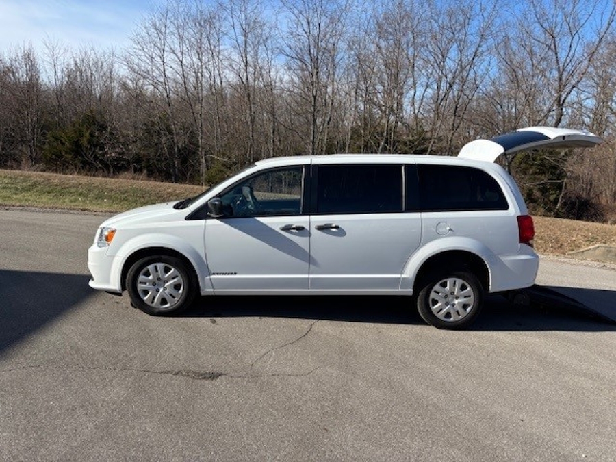 Used 2019 Dodge Grand Caravan SE - Freedom Rear Entry Entry Fold Out Manual Ramp