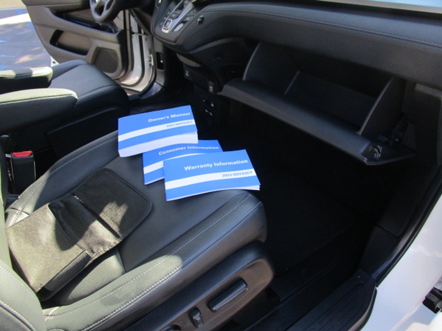 Used 2023 Honda Odyssey EX-L - VMI Side Entry Entry In Floor Automatic Ramp